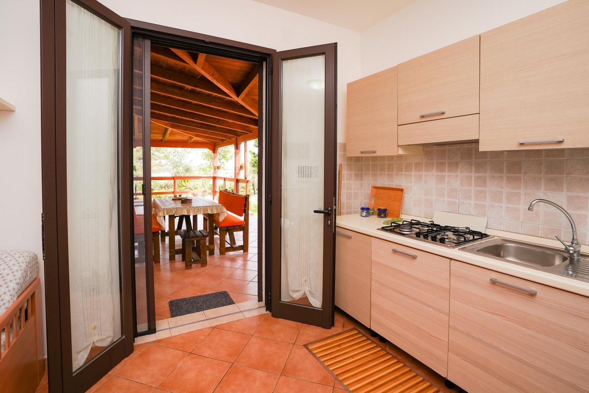 Casa Vacanza Russo Fernando Alimini Exterior foto